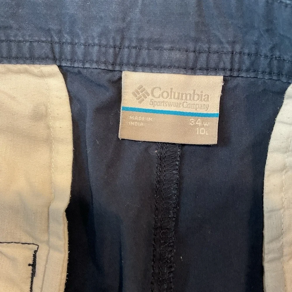 Columbia Sportswear Shorts Mens 34 Navy Blue Flat Front Chino Pockets